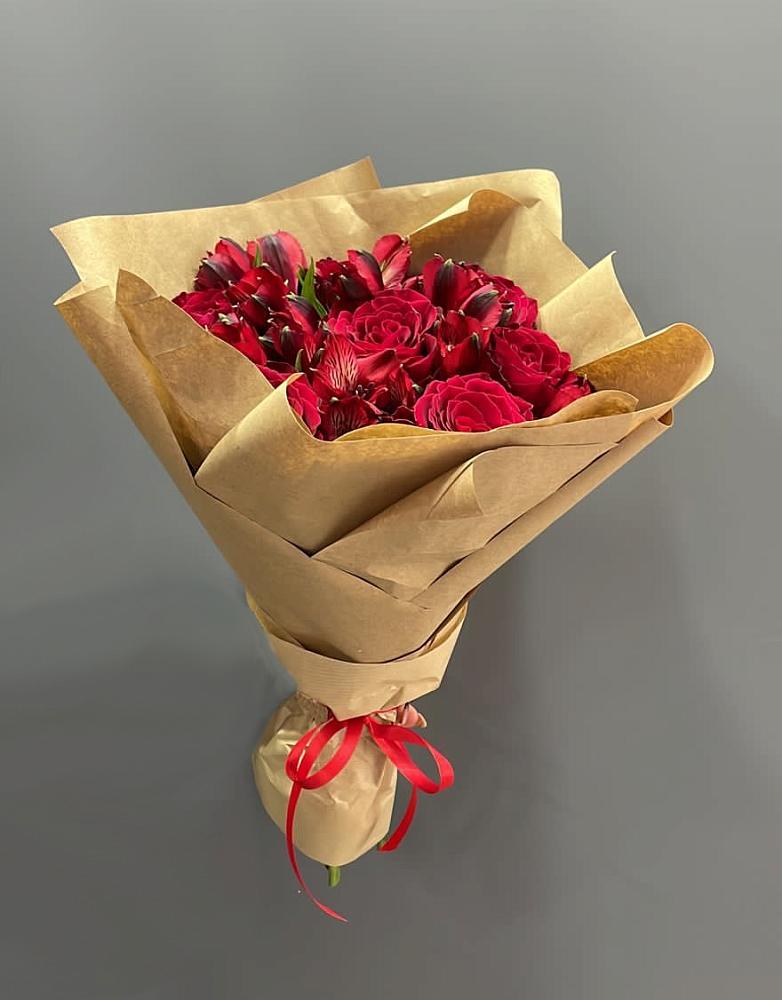 Букет цветов из: Альстромерии и Розы в Арсеньево