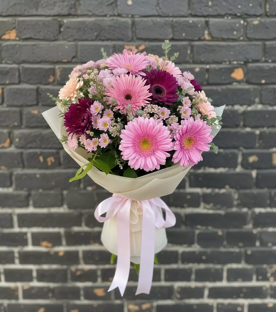 Букет цветов из: Герберы и Хризантемы в Арсеньево
