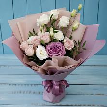 Букет цветов из:  Розы и Лизиантусы в Арсеньево