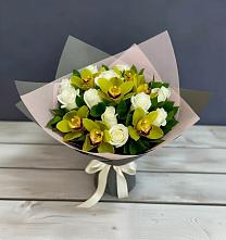 Букет цветов из:  Орхидеи и Розы в Арсеньево