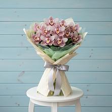 Букет цветов из:  Орхидеи и Розы в Арсеньево