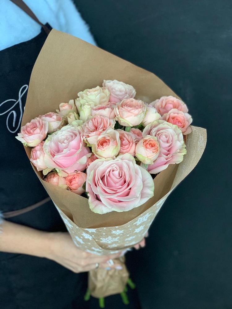 Букет цветов из: Хризантемы и Розы в Арсеньево