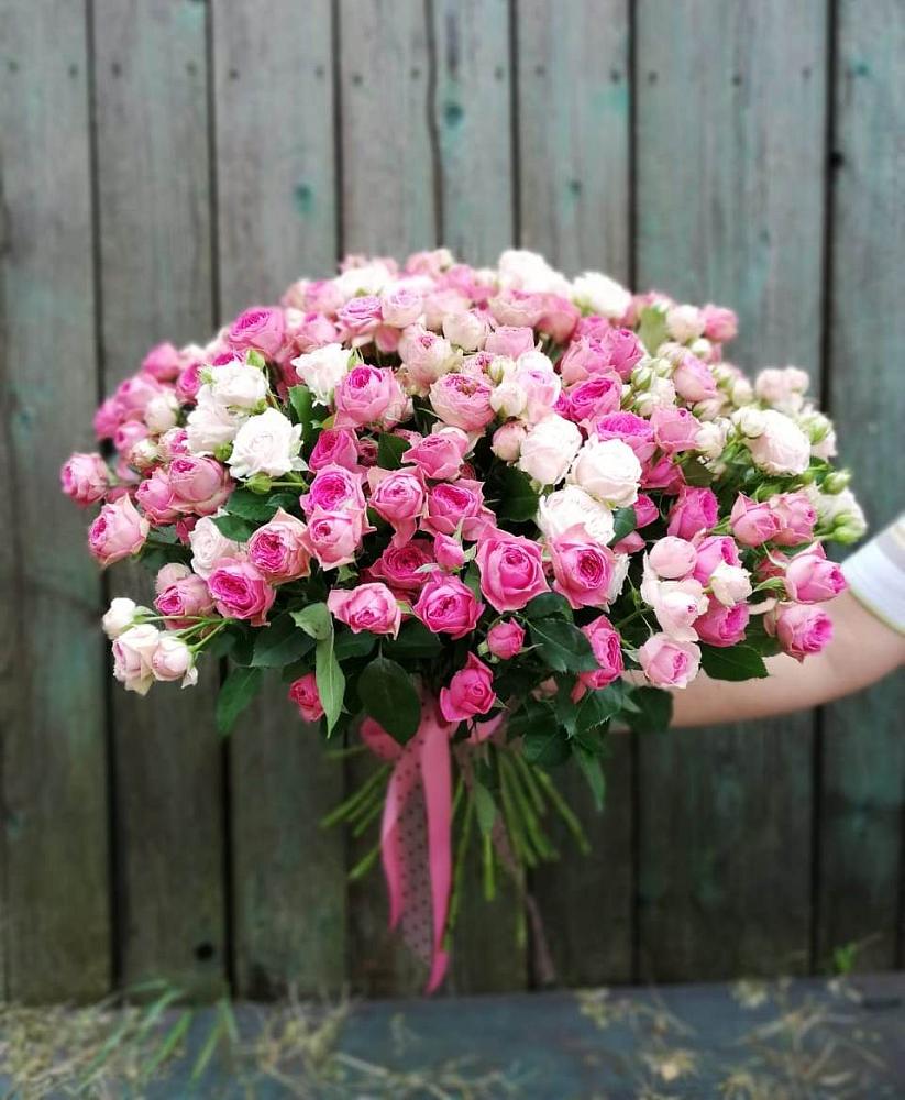 Букет Розовые кустовые розы Натали и Лав Лидия в Арсеньево